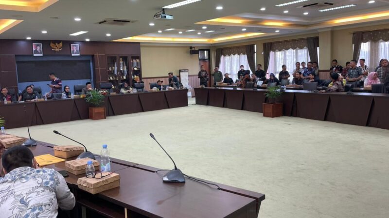 Rapat Dengar Pendapat DPRD Kukar Terkait PPPK Optimalisasi (Latif/Eksposisi)