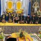 Prosesi Merebahkan Pinang Ayu dalam rangkaian Erau Adat Kutai Tahun 2026 (Latif/Eksposisi)