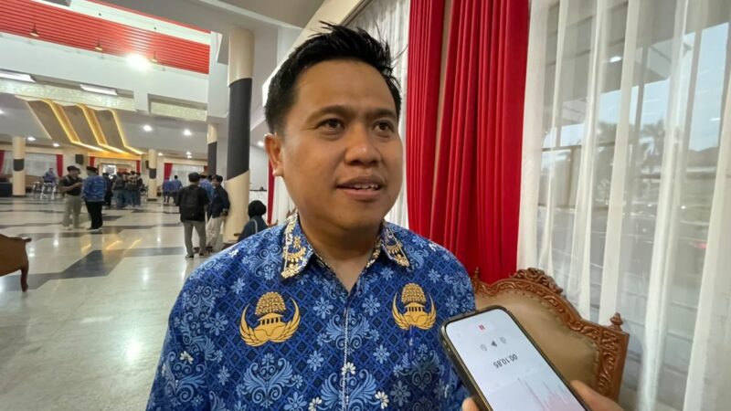 Dendy Irwan Fahriza - Kepala Dinas Tengara Kerja dan Transmigrasi Kutai Kartanegara (Latif/Eksposisi)