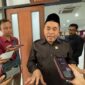 Ketua DPRD Kutai Kartanegara Ahmad Yani saat diwawancara awak media (Latif/Eksposisi)