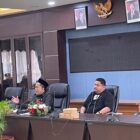Ketua DPRD Kutai Kartanegara Ahmad Yani memimpin Rapat Dengar pendapat membahas persoalan lahan pascatambang (Latif/Eksposisi)