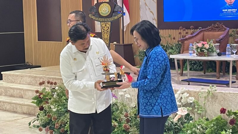 Focus Group Discussion bertema Good Corporate Governance dan Kepatuhan Hukum Perusahaan: Mencegah Konflik Kepentingan, Fraud, dan Risiko Hukum dalam Dunia Usaha di Kutai Kartanegara (Latif/Eksposisi)